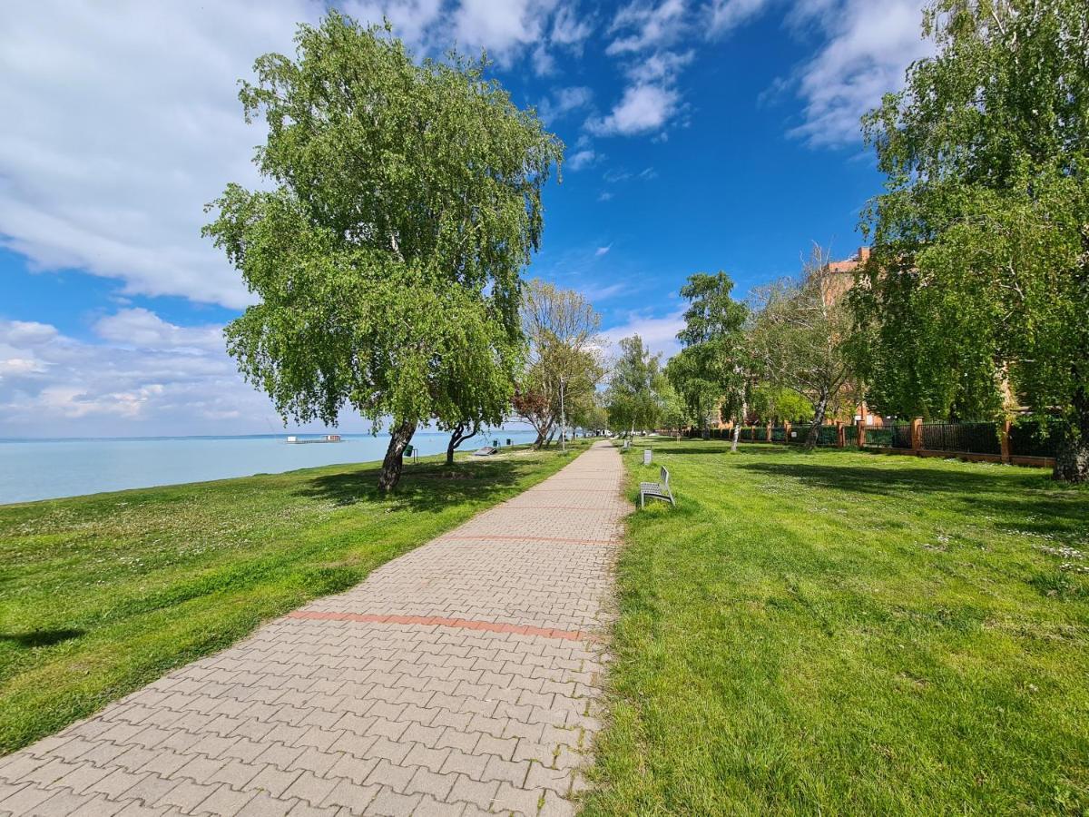 Eda Beach Apartman Siófok Exterior foto